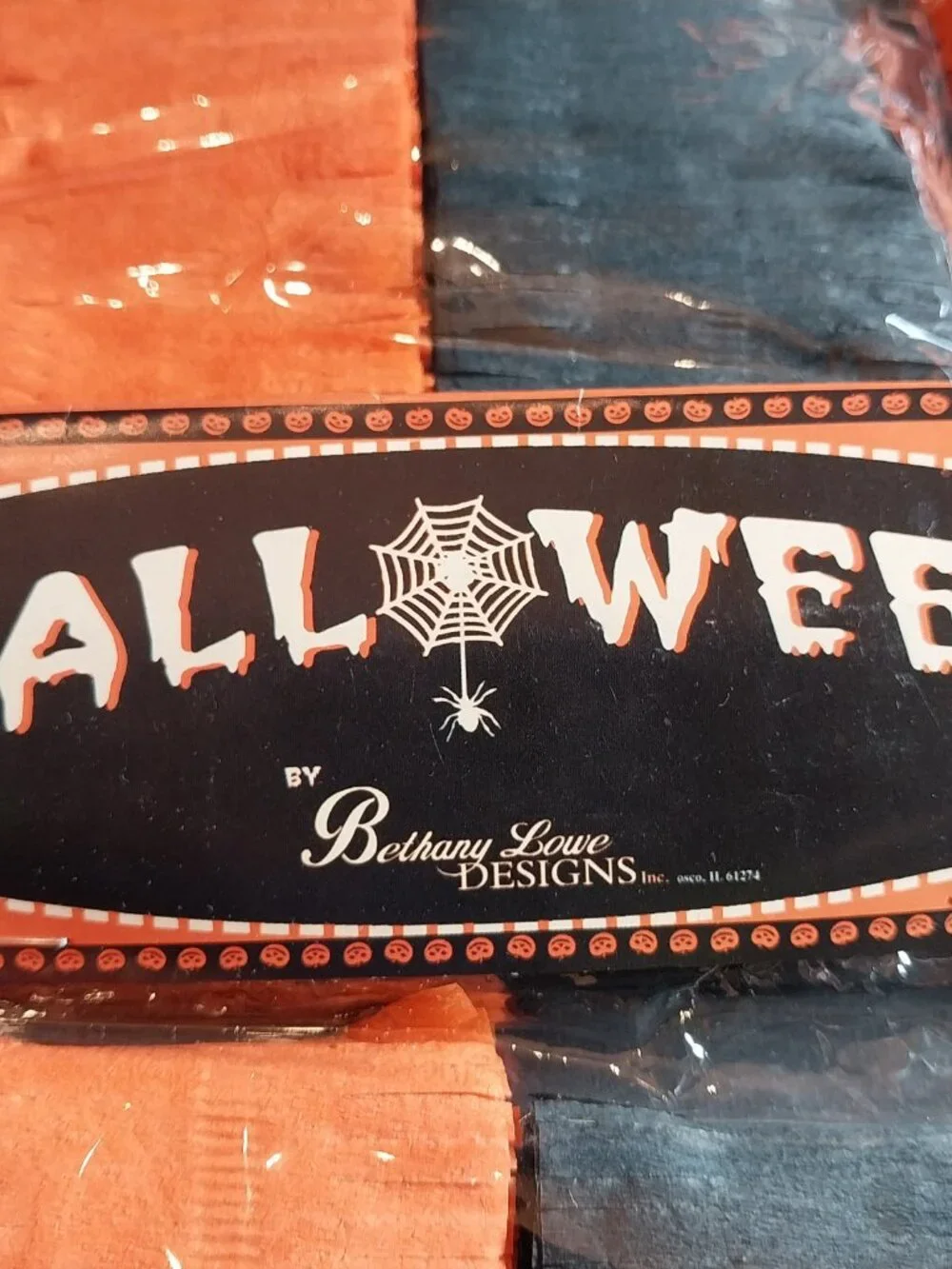 Bethany Lowe Vintage Style Crepe Paper Streamers Orange & Black 6 Packages